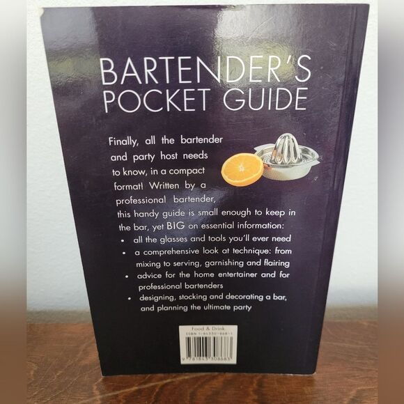 Bartender's Pocket Guide Book - Picture 3 of 3